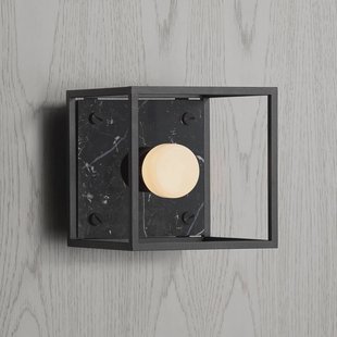 Buster + Punch wandlamp Caged Wall small, marmer zwart