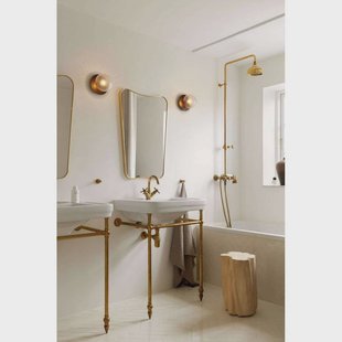 Nuura Aps Nuura wandlamp Liila 1, Ø 16 cm, IP44, brons/helder