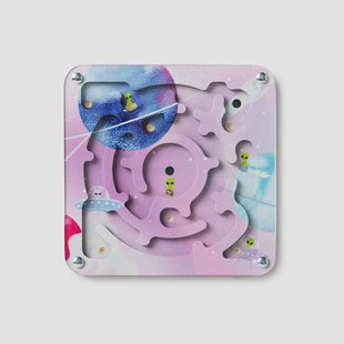 IQ-spel. Dubbelzijdig doolhof