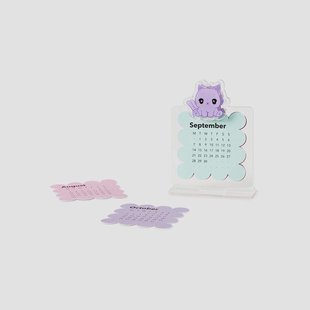 Maandkalender met kattenklem