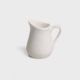 Melkkannetje, mini, wit porselein, hoogte 7 cm