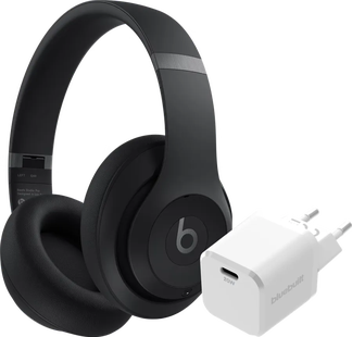 Beats Studio Pro Zwart + BlueBuilt Power Delivery Oplader met Usb C Poort 20W Wit