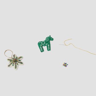 DIY genaaide ornamenten met kralen