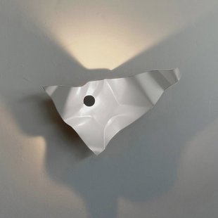 Knikerboker LED wandlamp Zona d'ombra, wit, 79 cm