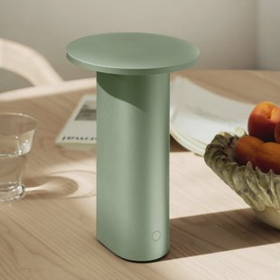 Fritz Hansen LED tafellamp op batterijen Solae, groen, aluminium, IP44