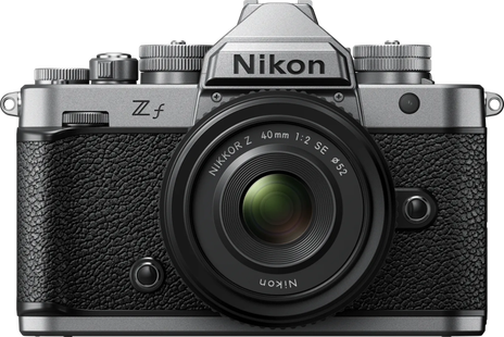 Nikon Z f Zilver + NIKKOR Z 40mm f/2.0