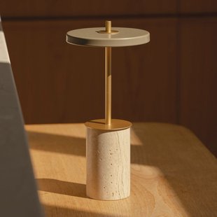 UMAGE LED-batterijlamp Asteria MOVE MINI travertin/messing IP44