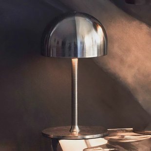 Sirius LED tafellamp Tim op batterijen, nikkelkleurig, hoogte 22 cm, IP54