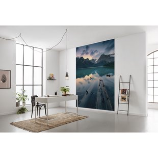 Fotobehang Burning Emerald - Meerkleurig - 2,80m X 200cm