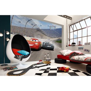 Komar Papierfotobehang Cars3 Curve - Meerkleurig - 2,54m X 368cm