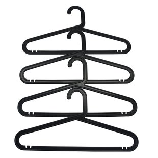 Set Van 4 Zwart Kunststof Hangers
