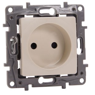 Legrand Stopcontact Niloé Inbouw Zonder Randaarde Crème