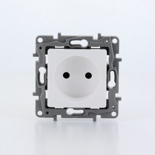 Legrand Stopcontact 2-polig Niloe Inbouw Wit