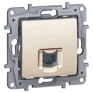 Legrand Stopcontact Rj45 Utp Cat6 Niloe Inbouw Crème