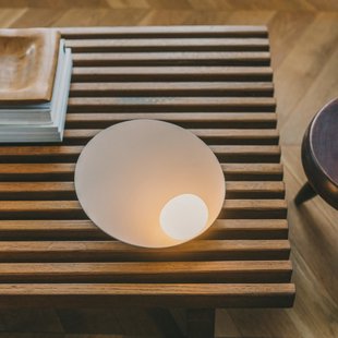 Musa 7402 LED tafellamp liggend, taupe Vibia - Woonkamer - Modern - Metaal