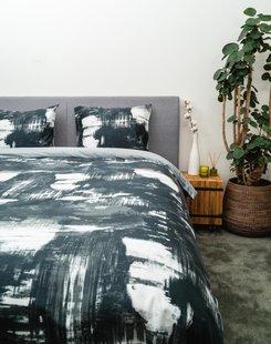 Sale - Kayori Itsuki - Dekbedovertrek - Katoensatijn - 260/200-220 - Zwart/Wit