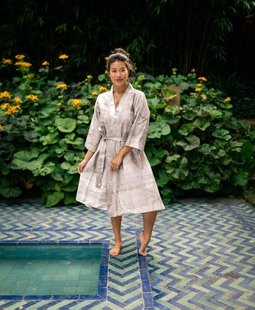 Sale - Kayori - Unzen - Kimono - Egyptisch Satijn - Zilvergrijs - L