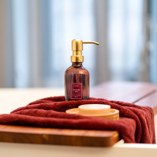 Kayori - Hair & Body Wash - Glas - 250ml - Yuzu - Berry