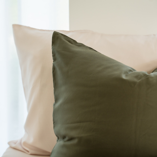 Kayori - Daiki - Kussensloop - 60x70 - Donkergroen