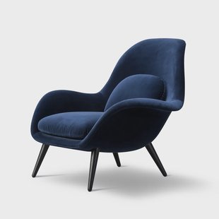 Fredericia Furniture Swoon fauteuil Harald 792 blauw – zwart eiken