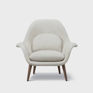 Fredericia Furniture Swoon fauteuil Maple 222 wit – gerookt eiken