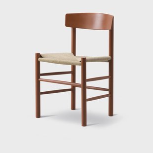 Fredericia Furniture J39 stoel Heritage red – gevlochten natuur