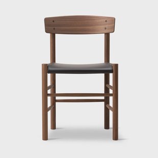 Fredericia Furniture J39 stoel Geolied notenhout – leer Omni 377 donkerbruin