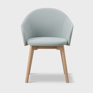 Fredericia Furniture Gomo Armchair fauteuil houten onderstel Mylla 811-gelakt eik