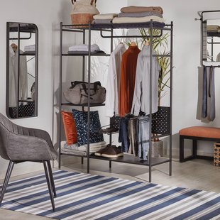 Kave Home Kledingrek 'Storn', kleur Zwart