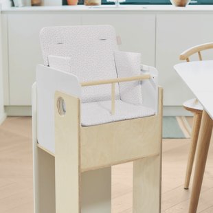 Kave Home Stoelkussen 'Nuun' t.b.v. kinderstoel, kleur Wit/Roze