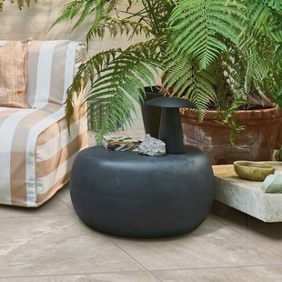 vtwonen Bijzettafel 'Pebble' Betonlook, 65 x 49cm