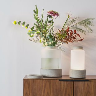 Zuiver Vaas/Tafellamp 'Reina' Beton en glas, Ø22cm