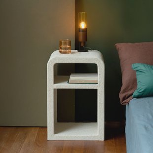 Dutchbone Nachtkastje 'Veda' 30 x 40cm, kleur beige