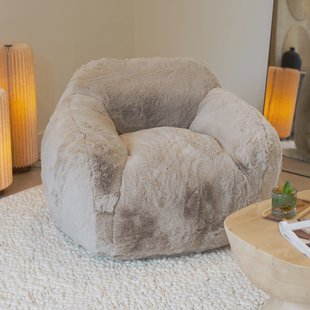 By-Boo Fauteuil 'Hug' Fluffy, kleur Taupe