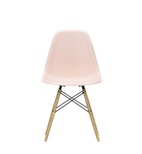 Vitra DSW Eames Plastic Side Chair - zachtroze RE - honingkleurig essenhout