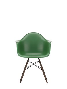 Vitra DAW Eames Plastic Armchair - donkere esdoorn - smaragd RE