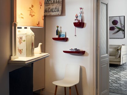 Vitra Corniches wandplank - klein 21,0 x 14,4 x 11,6 cm - japanese red