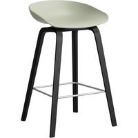 HAY About a Stool AAS 32 - kunststofglijders - Zithoogte 65 cm - voetbank roestvrij staal - zwarte lak op waterbasis - pastel green 2.0
