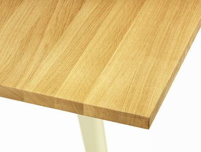 Vitra EM Table - 200 cm - Eiken - Prouvé Blanc Colombe (écru)