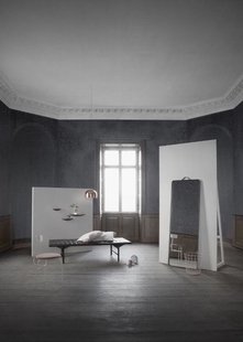 Audo Norm staande spiegel - zwart