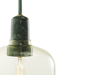 Normann Copenhagen Amp hanglampen - S - goud/groen