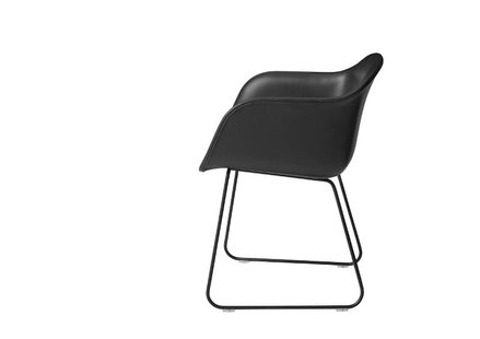 Muuto Fiber Armleunstoel - Sledevormig onderstel - - Leer zwart - frame zwart