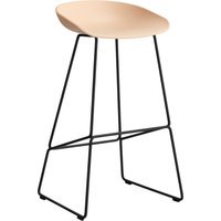 HAY About a Stool AAS 38 - pale peach 2.0 - zwart - viltglijders - Zithoogte 75 cm