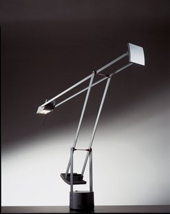 Artemide Tizio bureaulamp