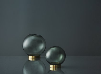 AYTM Globe vaas - forest/gold - Ø 10 cm - forest/gold - Ø 10 cm