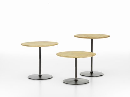 Vitra Occasional Low tafel - Massief eiken naturlijk geolied - Hoogte 35 cm