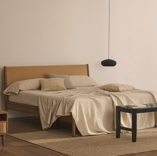 Kave Home Bed 'Elan' Notenhout, 180 x 200cm