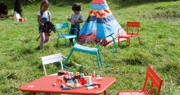 Fermob ADADA Hobbelpaard - C6 Honing structuur