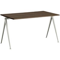 HAY Pyramid bureau - geolied gerookt eik - gepoedercoat beige - 140 x 75 cm