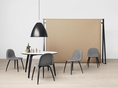 Gubi Gubi Dining Table rond - eiken